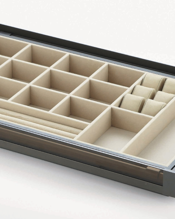 Jewellery Drawer W/Pillows - Image 4
